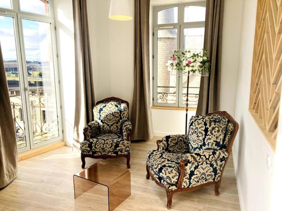 La Belle Consigne - Appartements Dinan Centre Gare Esterno foto